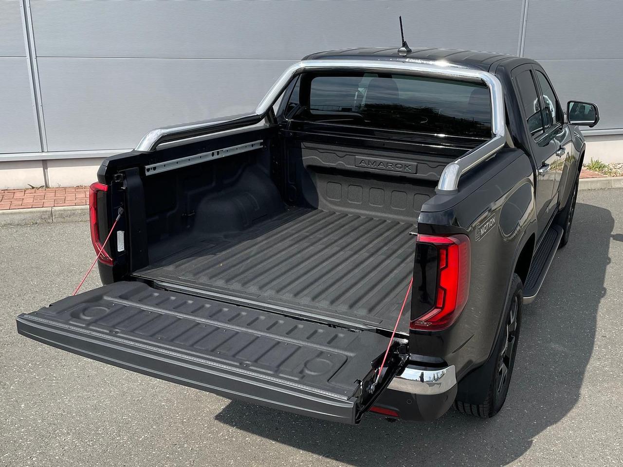 Pick-up Volkswagen Amarok 3.0 V6 TDI Aventura DOKA 4M LEDER AHK Volkswagen Amarok 3.0 V6 TDI Aventura DOKA 4M LEDER AHK- Photo 10