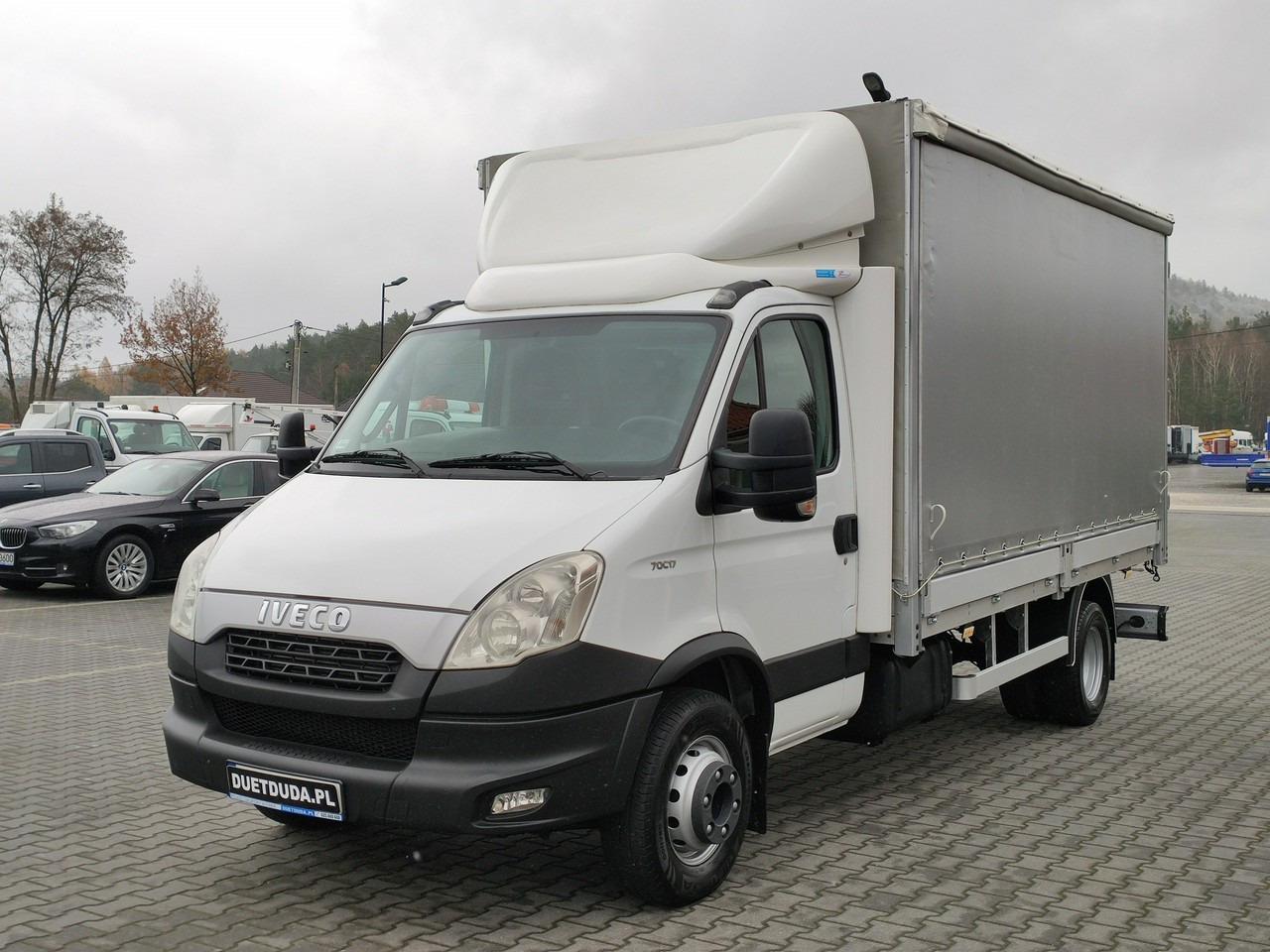 Transporter mit Plane Daily 70C18 V H Daily 70C18 V H- Photo 4