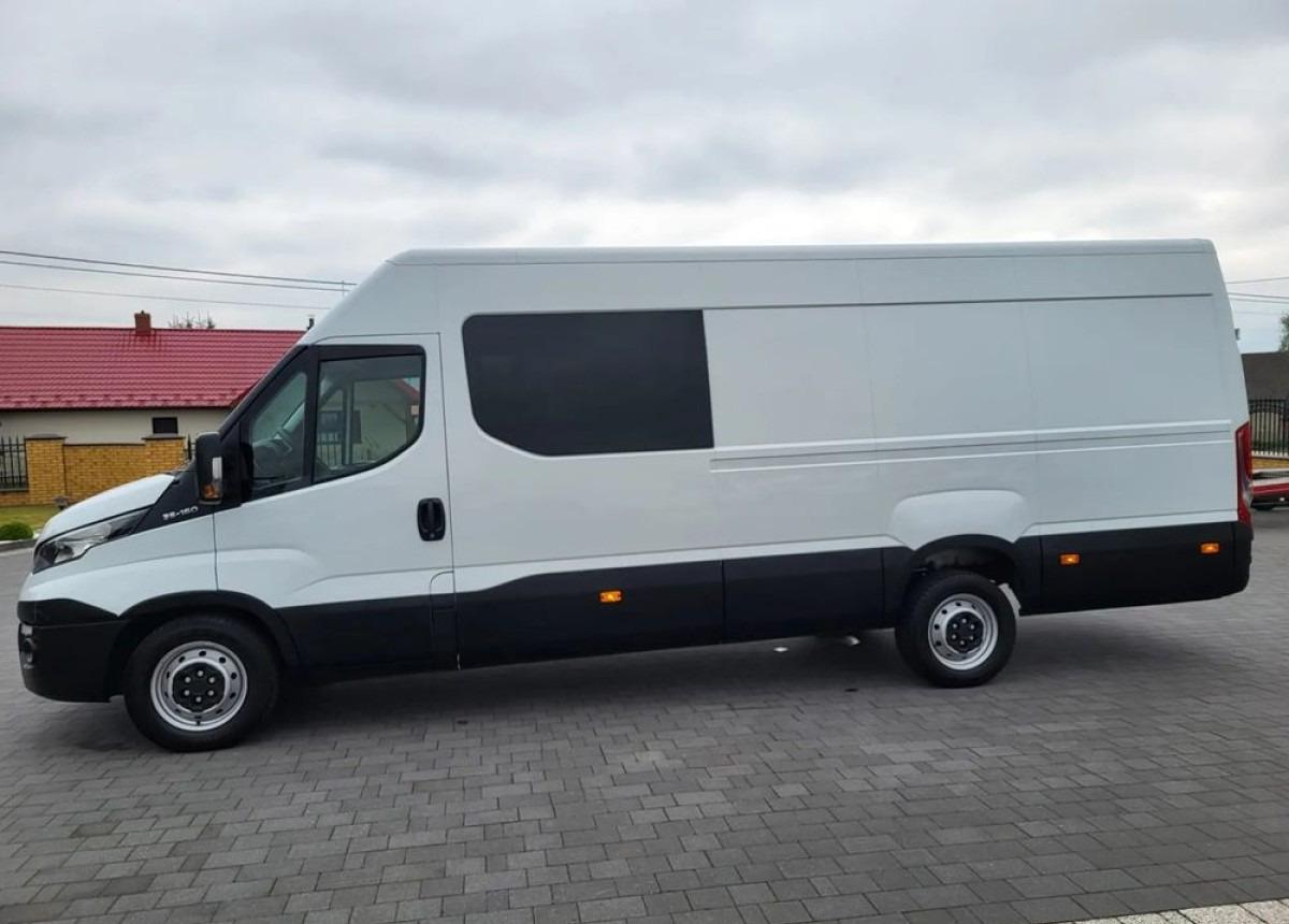 Transporter mit Doppelkabine Daily Max 7 -osobowe Daily Max 7 -osobowe- Photo 4