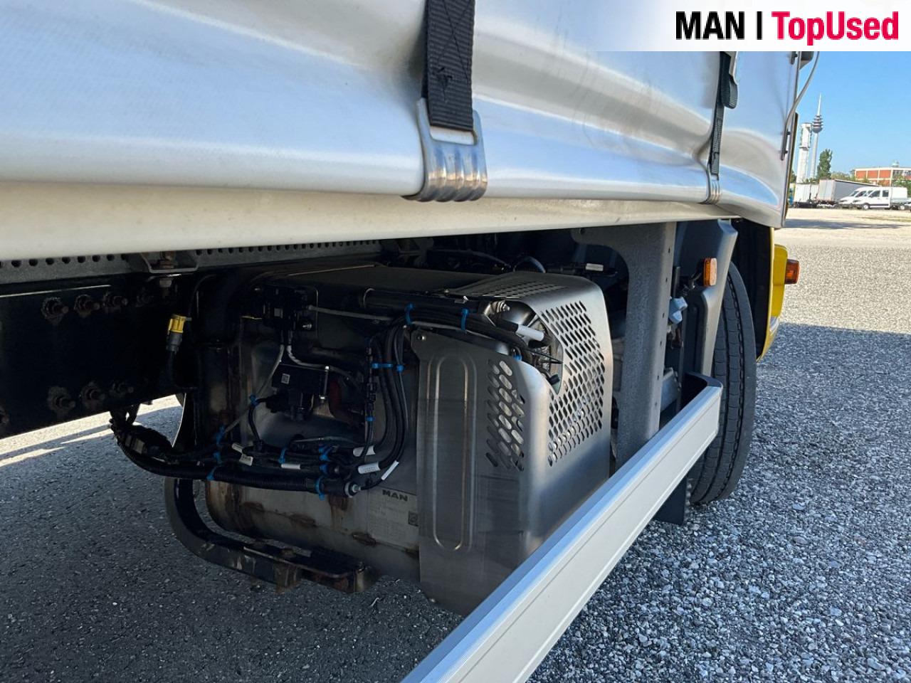 Curtain side van TGL 8.220 4X2 BL Schiebeplane LBW Navi Spoiler TGL 8.220 4X2 BL Schiebeplane LBW Navi Spoiler- Photo 7
