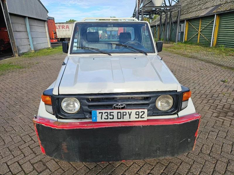 Pick-up Land Cruiser LB71MOD Land Cruiser LB71MOD- Photo 2