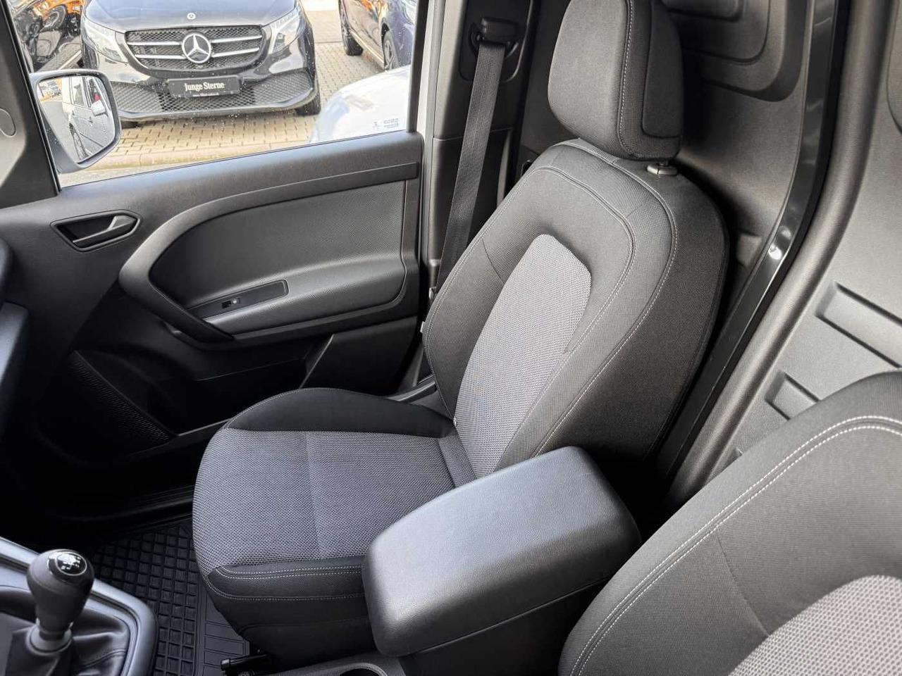 Small van Mercedes-Benz Citan 113 CDI Pro Klima Kamera MBUX SHZ Tempomat Mercedes-Benz Citan 113 CDI Pro Klima Kamera MBUX SHZ Tempomat- Photo 9