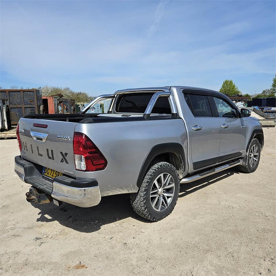 Pickup truck Hillux Hillux- Photo 3