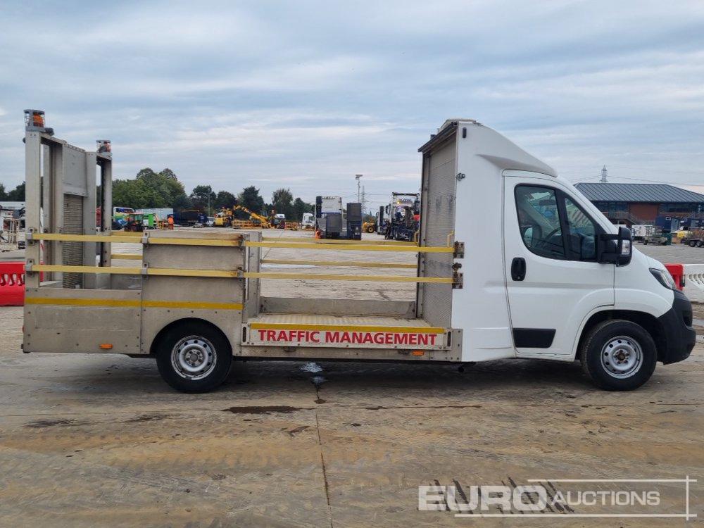 Pritschenwagen 2020 Peugeot Boxer 335 2020 Peugeot Boxer 335- Photo 6