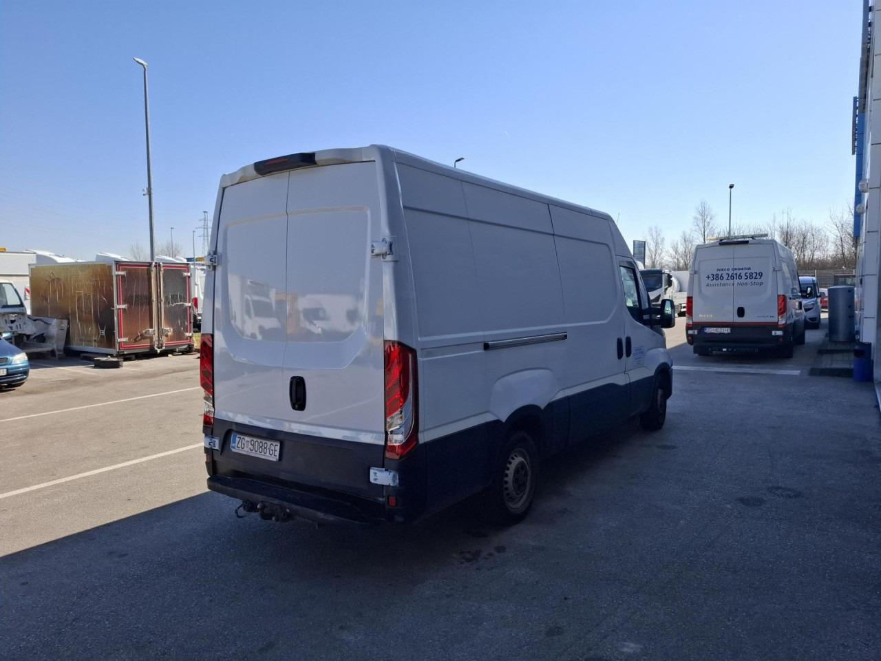 Passenger van Daily 35S13 Daily 35S13- Photo 4