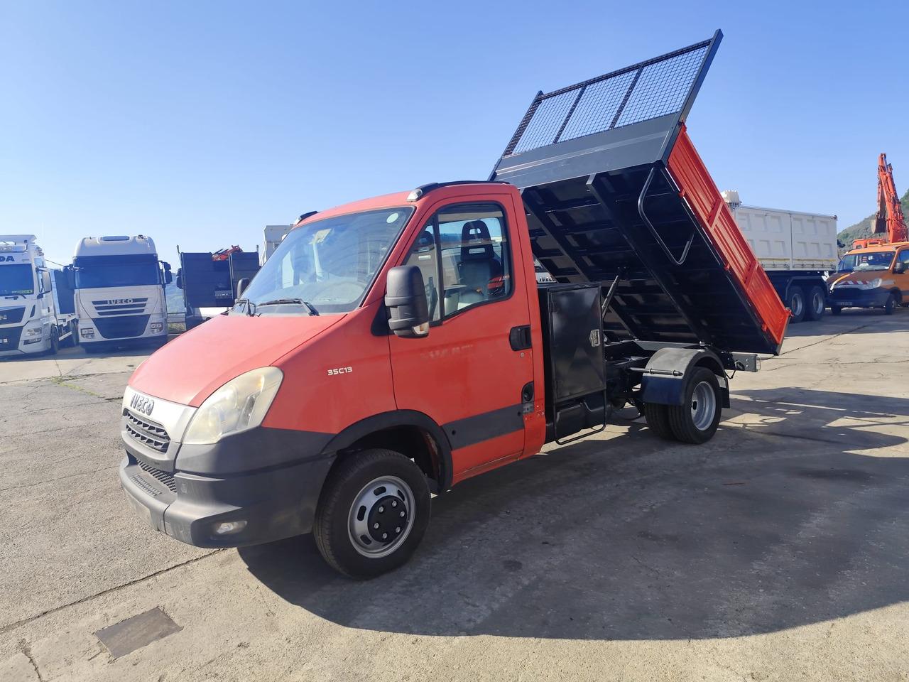 Tipper van DAILY 35C13 DAILY 35C13- Photo 8