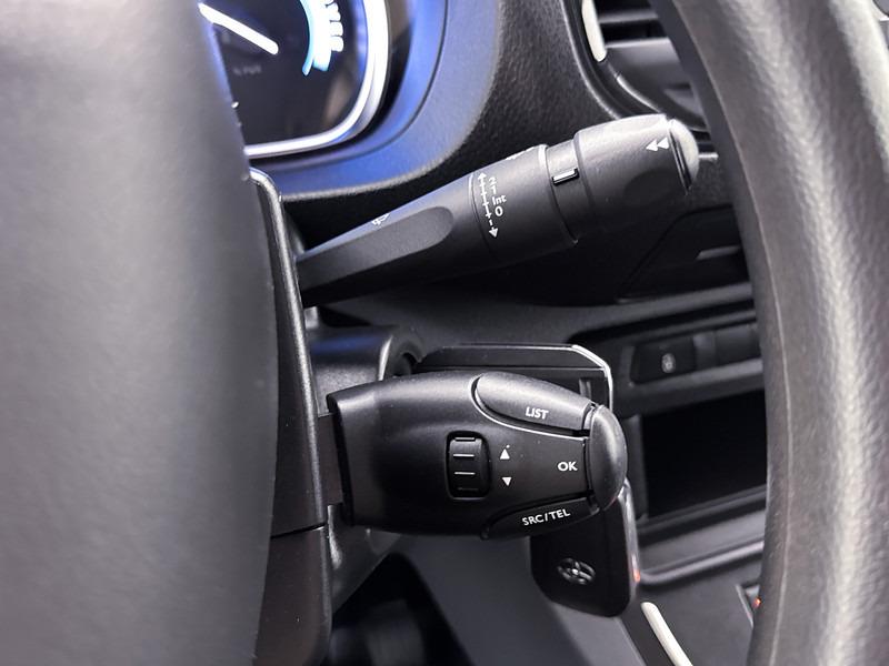 Kleintransporter PROACE Electric Worker Extra Range Cool Long 330 KM Actieradius WLTP Cruise Control Betimmering PROACE Electric Worker Extra Range Cool Long 330 KM Actieradius WLTP Cruise Control Betimmering- Photo 10