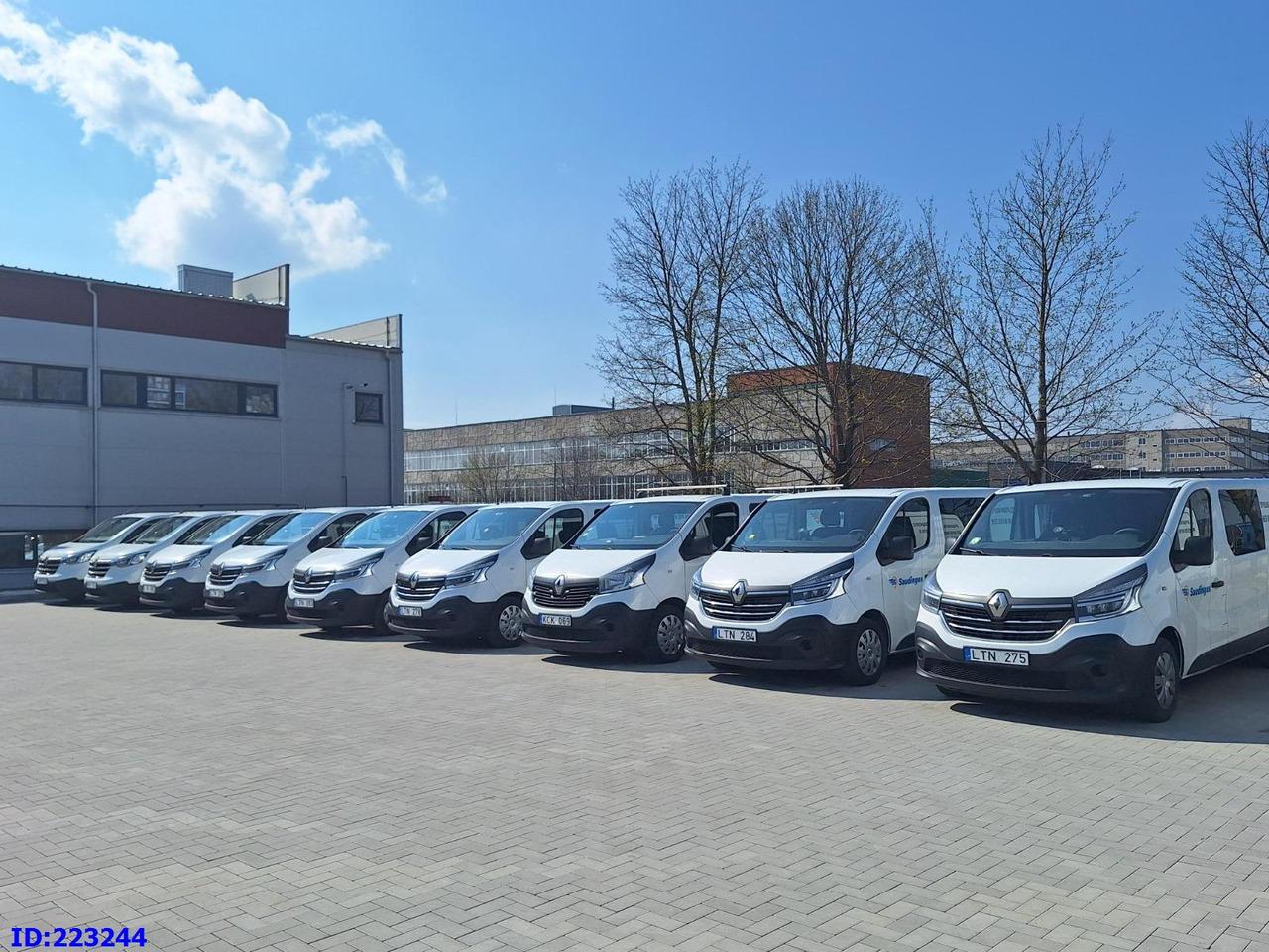 Transporter mit Doppelkabine Trafic (6pcs. available) Trafic (6pcs. available)- Photo 4