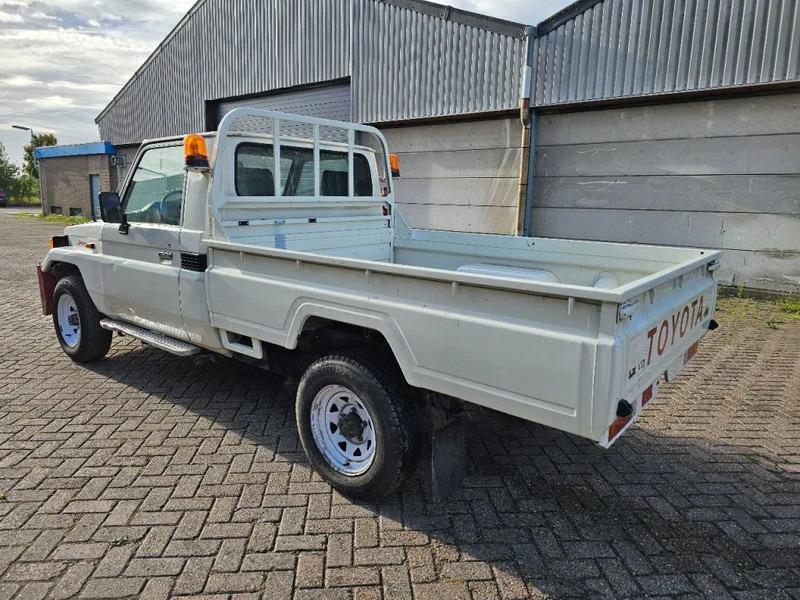 Pick-up Land Cruiser LB71MOD Land Cruiser LB71MOD- Photo 8